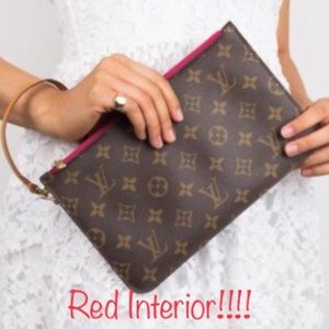 ✨NEW WRISTLET✨Louis Vuitton Clutch
